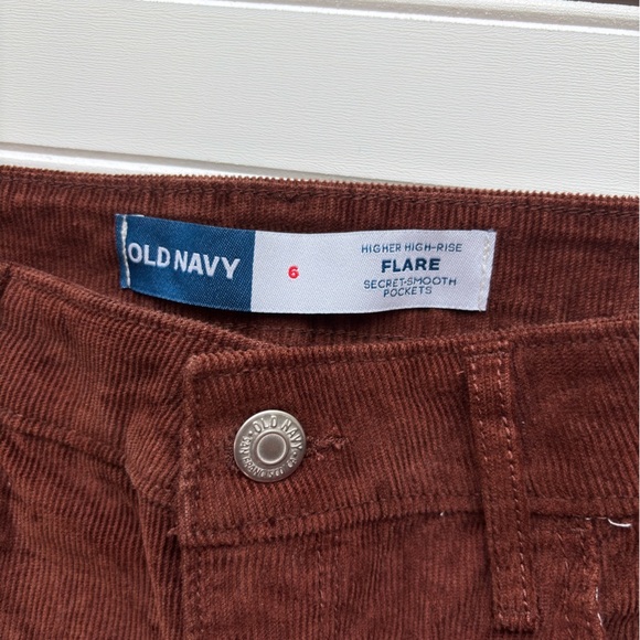 Old Navy Corduroy High Rise Brown Flare Pants. - Picture 4 of 10